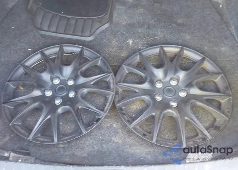 2014 Toyota Corolla Le из США, поврежденный, VIN 5YFBURHE9EP072247